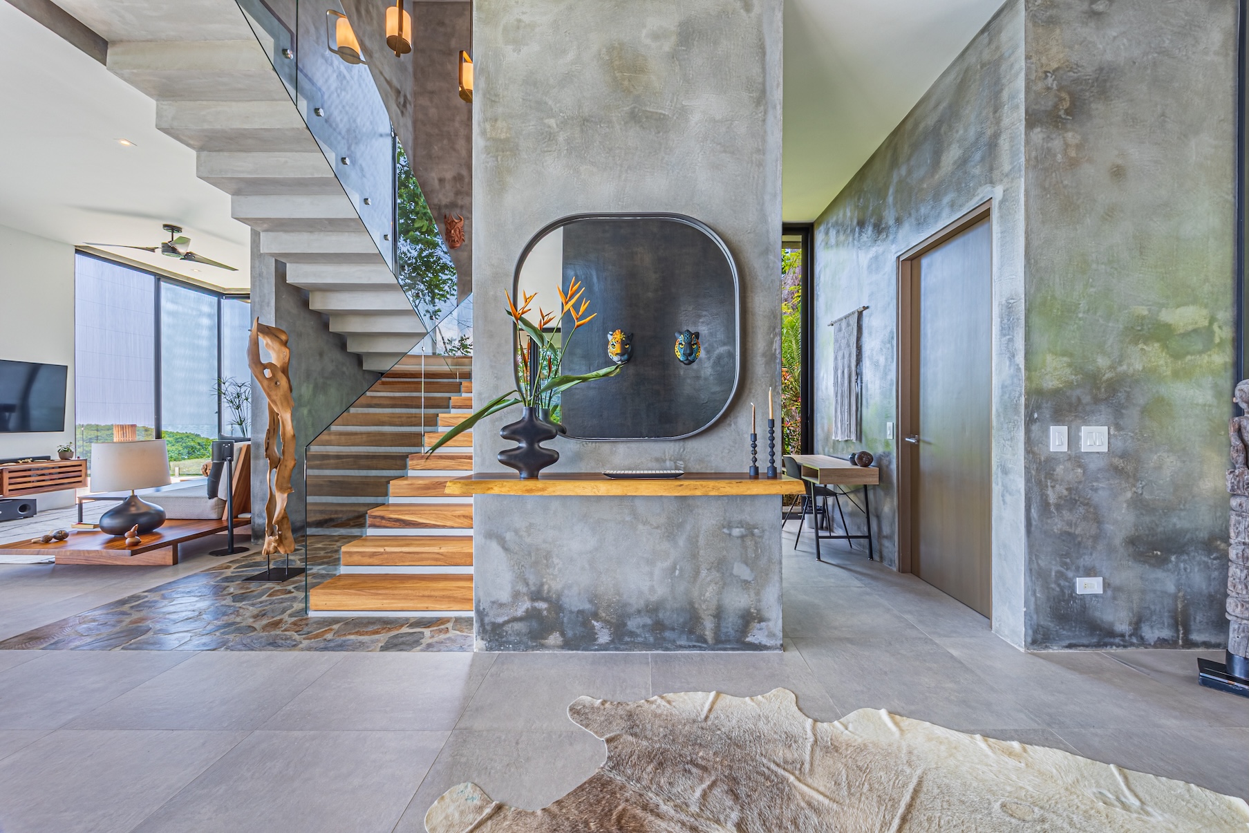 costa-rica-foyer-entry-welcome-luxury
