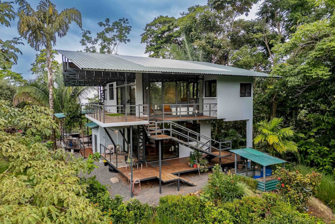 PROPERTY WITH TWO BEDROOM AND RIVER VIEWS, IN PLAYON PARRITA – 2.76 ACRES, Uvita, Costa Rica — photo 1