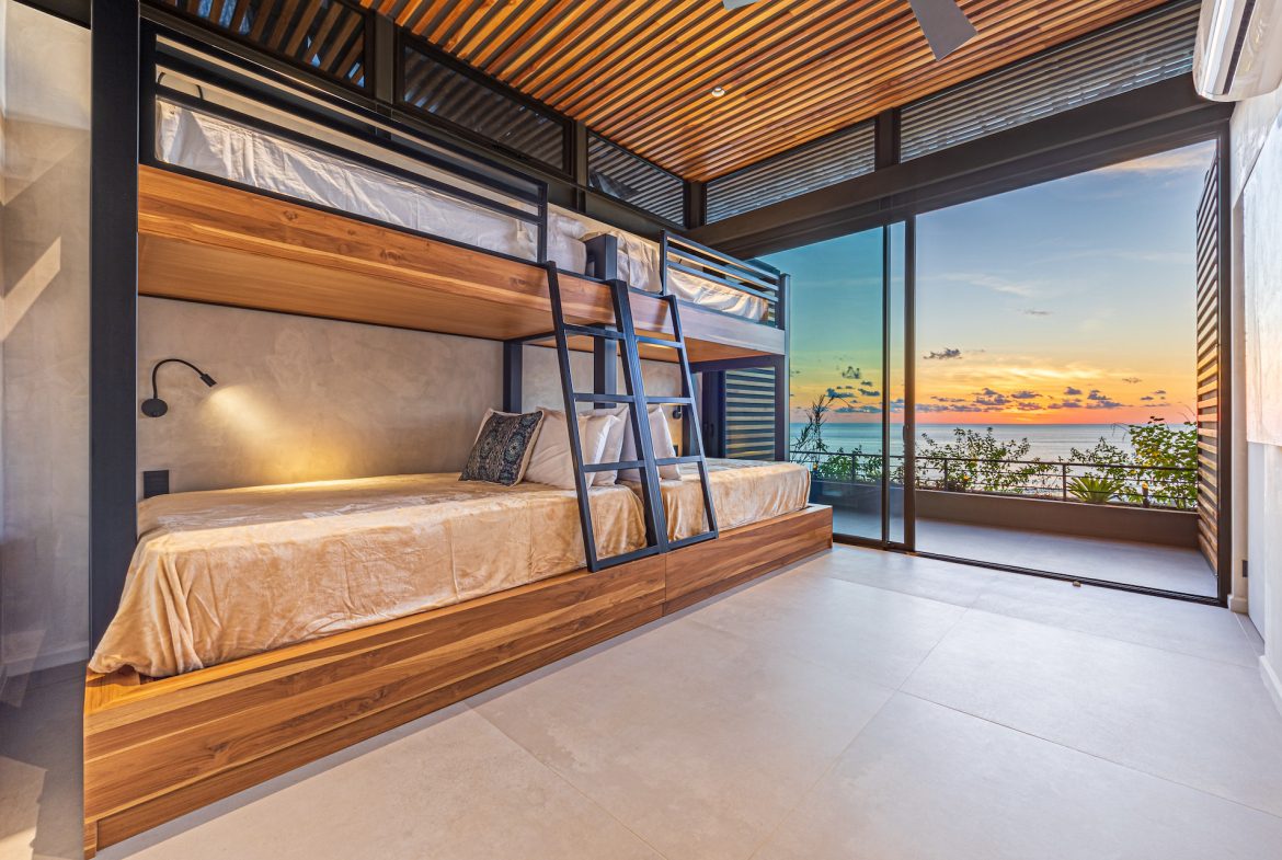 LUXURY PROPERTY WITH FIVE BEDROOM WITH A PANORAMIC VIEWS OF THE SUNSET AND OCEAN CASCADA DE LUZ, IN DOMIICALITO – 1.23 ACRES
