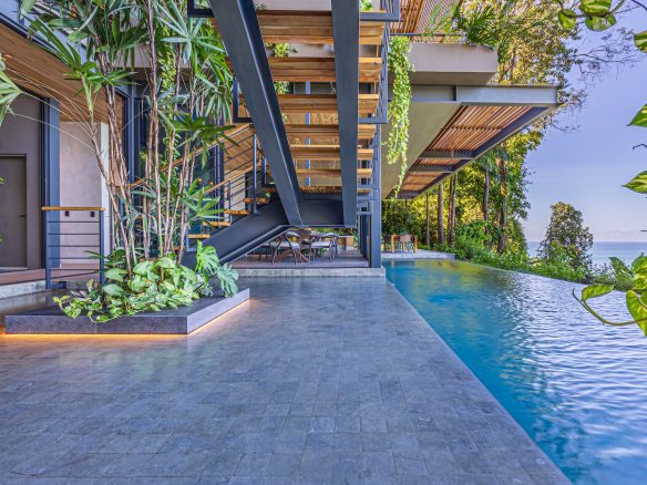 LUXURY PROPERTY WITH FIVE BEDROOM WITH A PANORAMIC VIEWS OF THE SUNSET AND OCEAN CASCADA DE LUZ, IN DOMIICALITO – 1.23 ACRES, Dominicalito, Costa Rica — photo 3