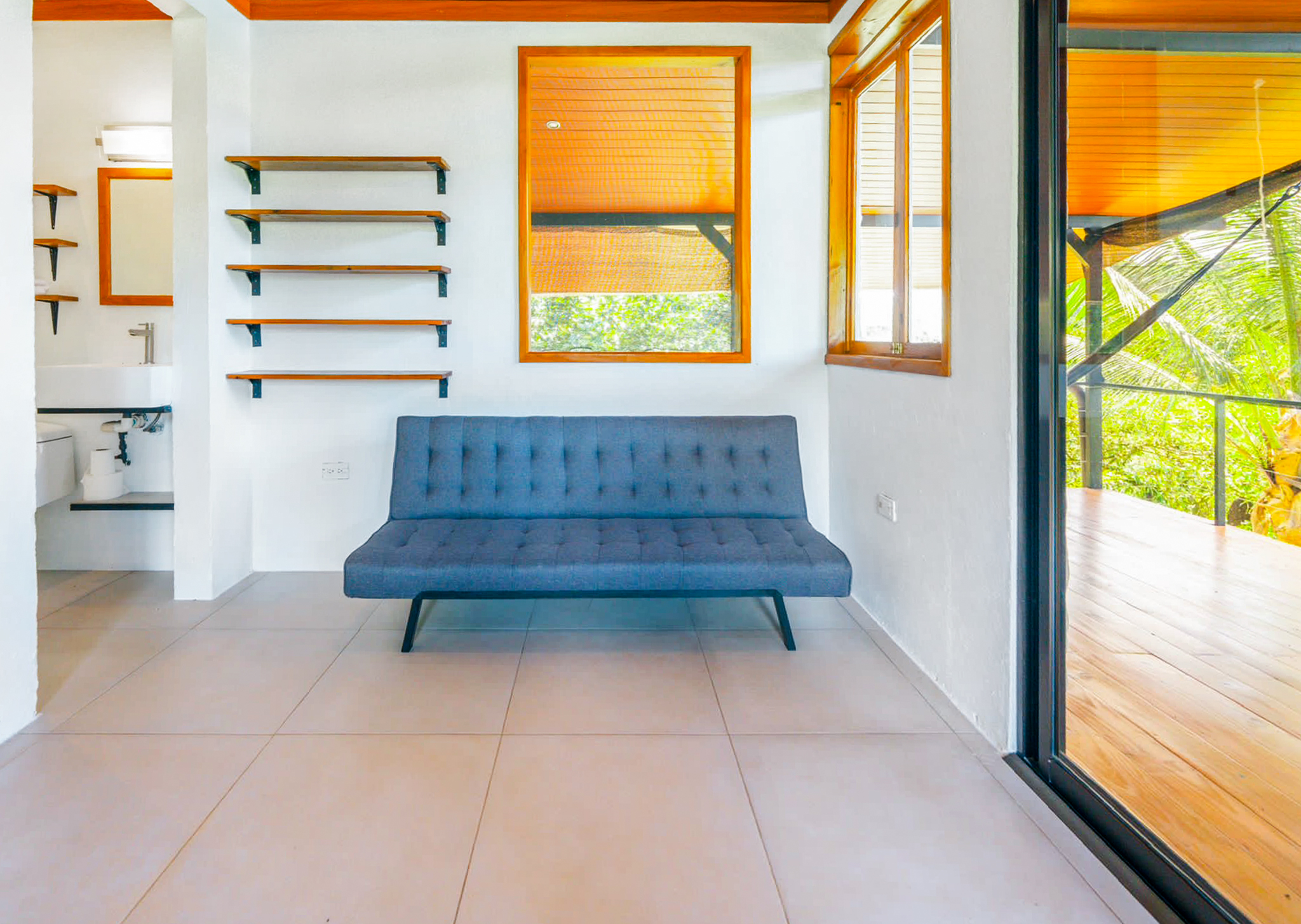 02 1 Bedroom Home up