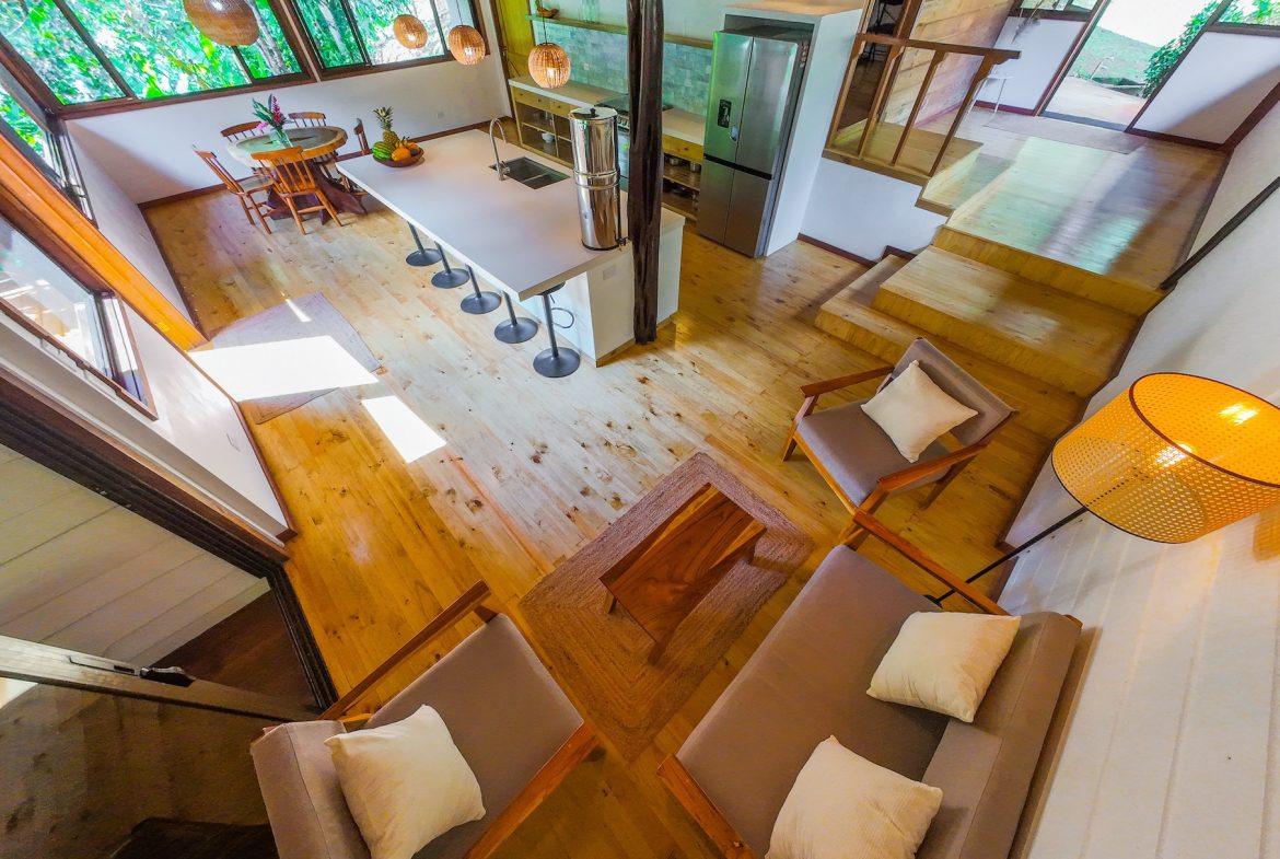 PROPERTY WITH A PRINCIPAL HOUSE AND GUEST HOUSE IN THE MIDDLE OF THE JUNGLE, IN OJOCHAL – 3.28 ACRES, Uvita, Costa Rica — photo 4