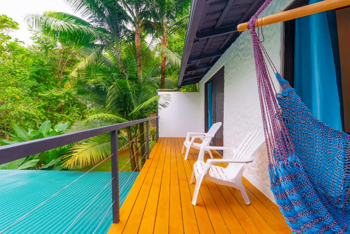HOTEL PROPERTY WITH TEN BEDROOMS NEAR TO THE BEACH, IN OJOCHAL – 1.5 ACRES