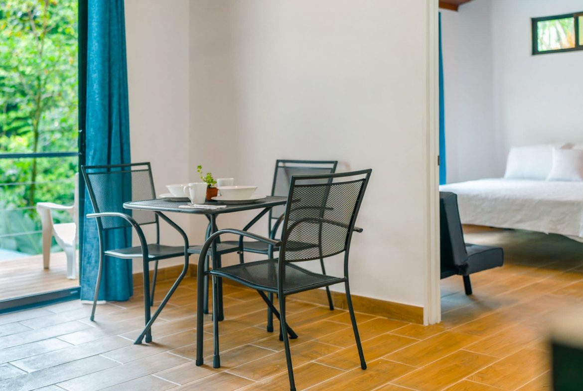 HOTEL PROPERTY WITH TEN BEDROOMS NEAR TO THE BEACH, IN OJOCHAL – 1.5 ACRES