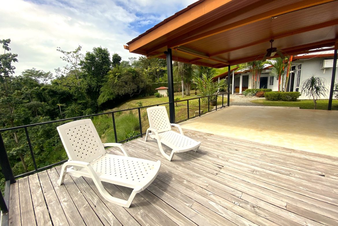 HOUSE WITH THREE BEDROOMS AND MOUNTAINS VIEWS, IN OJOCHAL – 1.8 ACRES, Uvita, Costa Rica — photo 8