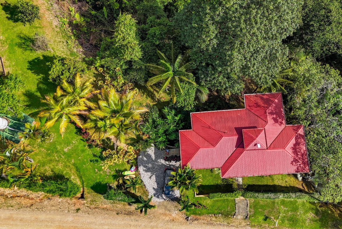 JUNGLE PROPERTY WITH A GUEST HOUSE, IN TRES RIOS –  6.5 ACRES, Uvita, Costa Rica — photo 2