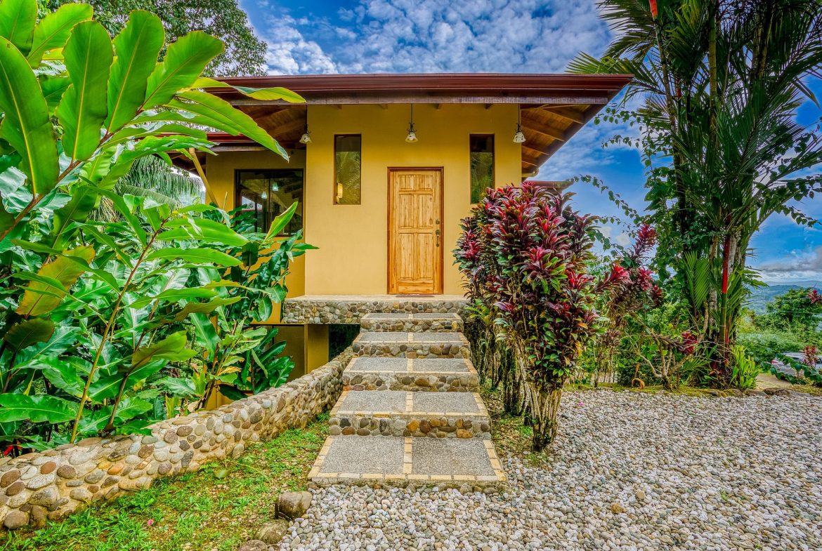 JUNGLE PROPERTY WITH A GUEST HOUSE, IN TRES RIOS –  6.5 ACRES, Uvita, Costa Rica — photo 6