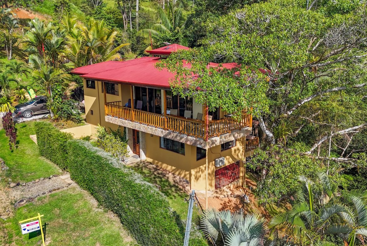 JUNGLE PROPERTY WITH A GUEST HOUSE, IN TRES RIOS –  6.5 ACRES, Uvita, Costa Rica — photo 4