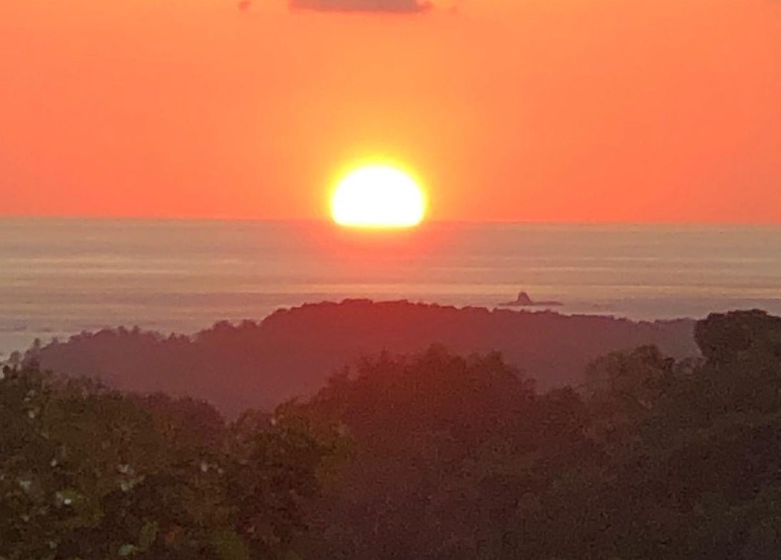 BUILDING PROPERTY WITH MOUNTAIN VIEWS, IN LA COLONIA UVITA – 0.51 ACRES