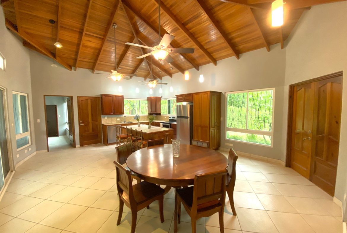 HOUSE WITH THREE BEDROOMS AND MOUNTAINS VIEWS, IN OJOCHAL – 1.8 ACRES