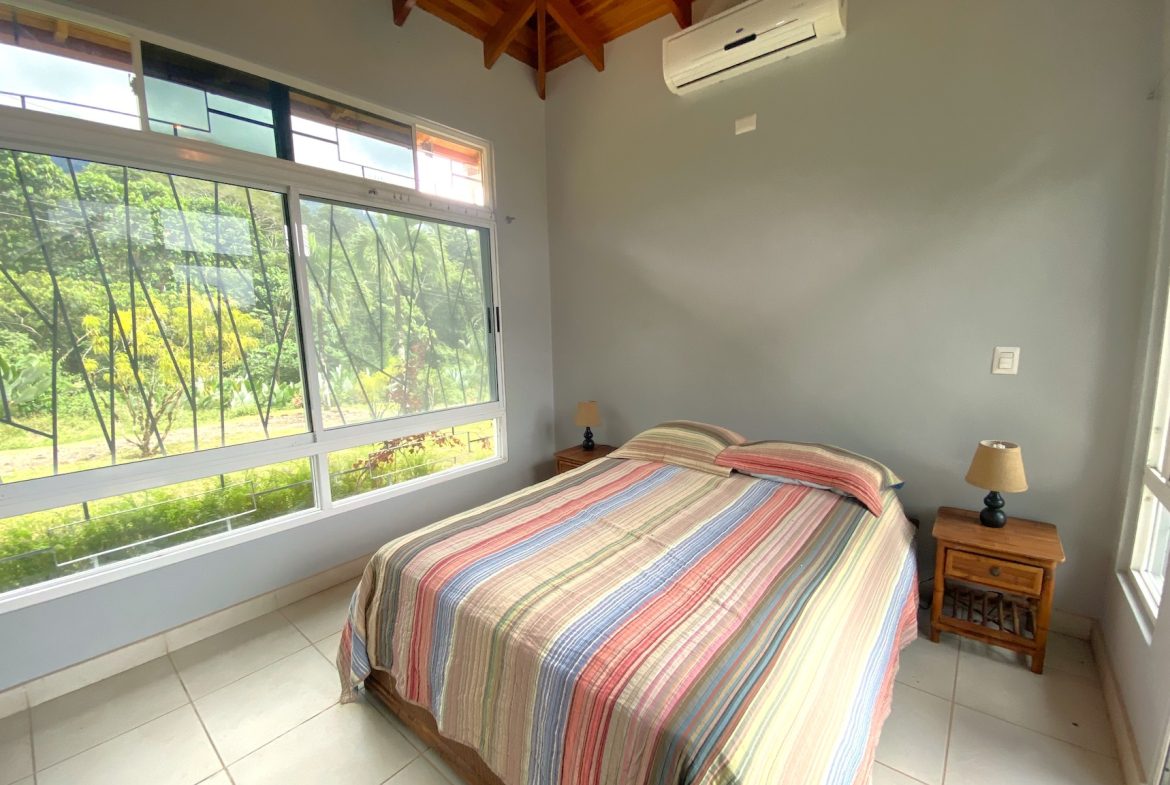 HOUSE WITH THREE BEDROOMS AND MOUNTAINS VIEWS, IN OJOCHAL – 1.8 ACRES
