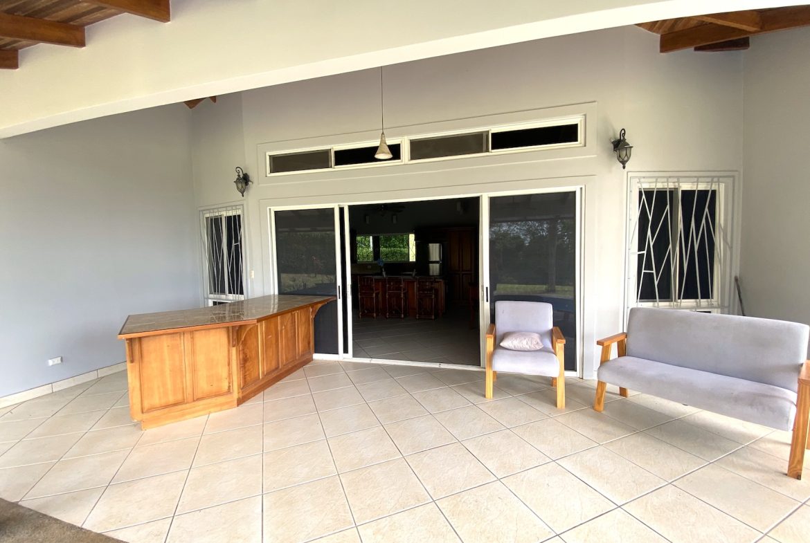HOUSE WITH THREE BEDROOMS AND MOUNTAINS VIEWS, IN OJOCHAL – 1.8 ACRES