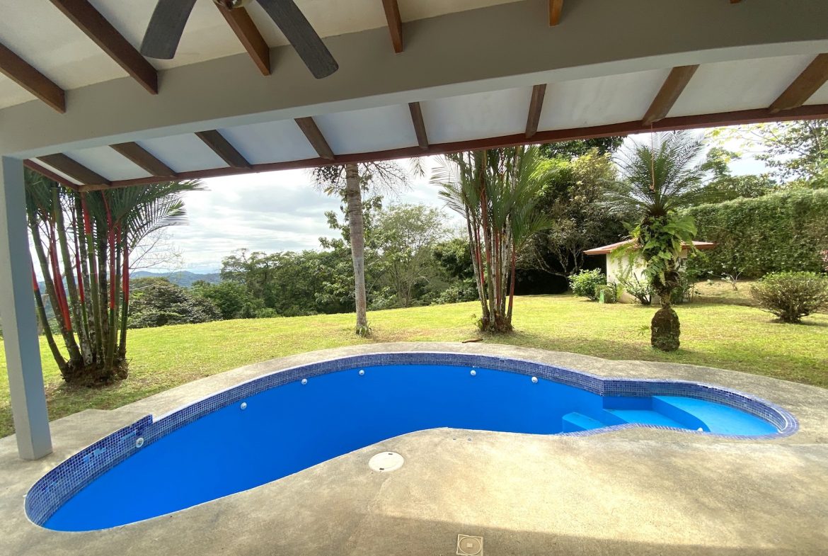 HOUSE WITH THREE BEDROOMS AND MOUNTAINS VIEWS, IN OJOCHAL – 1.8 ACRES