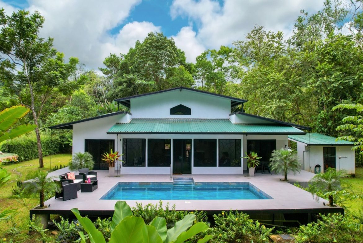 PROPERTY IN THE MIDDLE OF THE TREES WITH POOL, IN TRES RIOS – 0.91 ACRES, Uvita, Costa Rica — photo 1