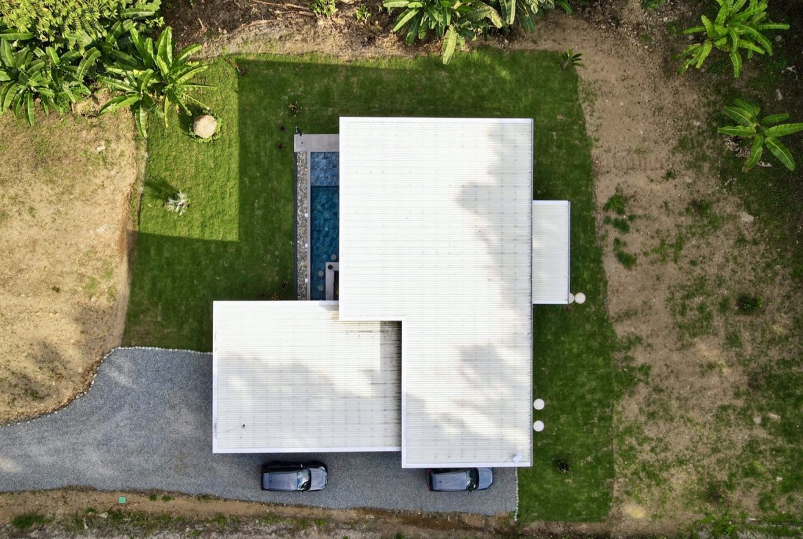 LUXURY PROPERTY WITH TREES VIEWS, IN OJOCHAL – 1.8 ACRES, Uvita, Costa Rica — photo 3