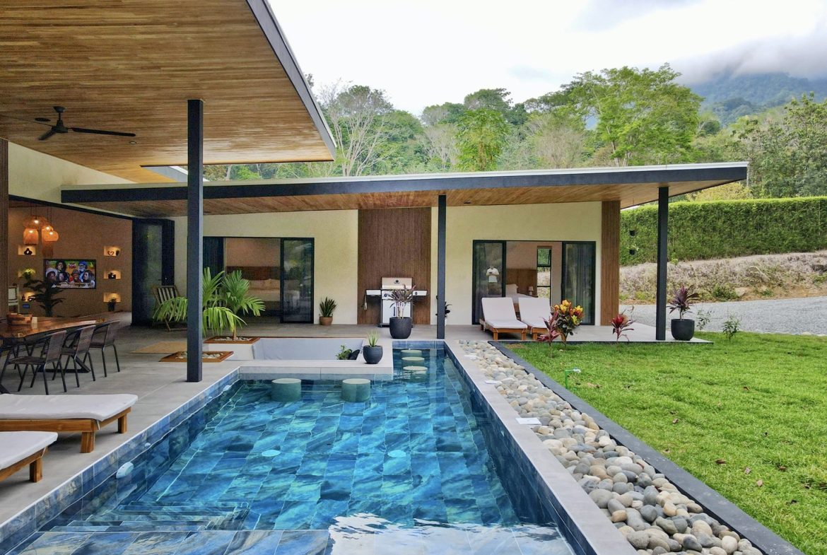 LUXURY PROPERTY WITH TREES VIEWS, IN OJOCHAL – 1.8 ACRES