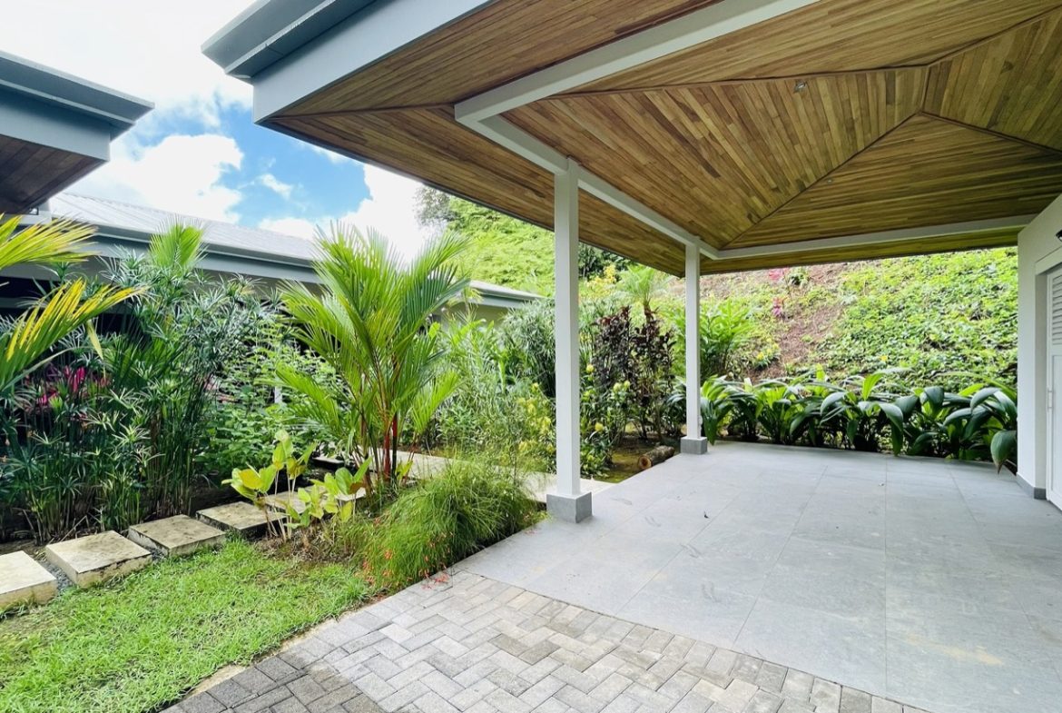 PROPERTY WITH VALLEY VIEWS IN A GATED COMMUNITY, IN CHONTALES – 0.78 ACRES, Uvita, Costa Rica — photo 5
