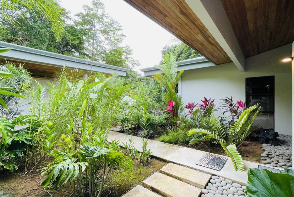 PROPERTY WITH VALLEY VIEWS IN A GATED COMMUNITY, IN CHONTALES – 0.78 ACRES, Uvita, Costa Rica — photo 6