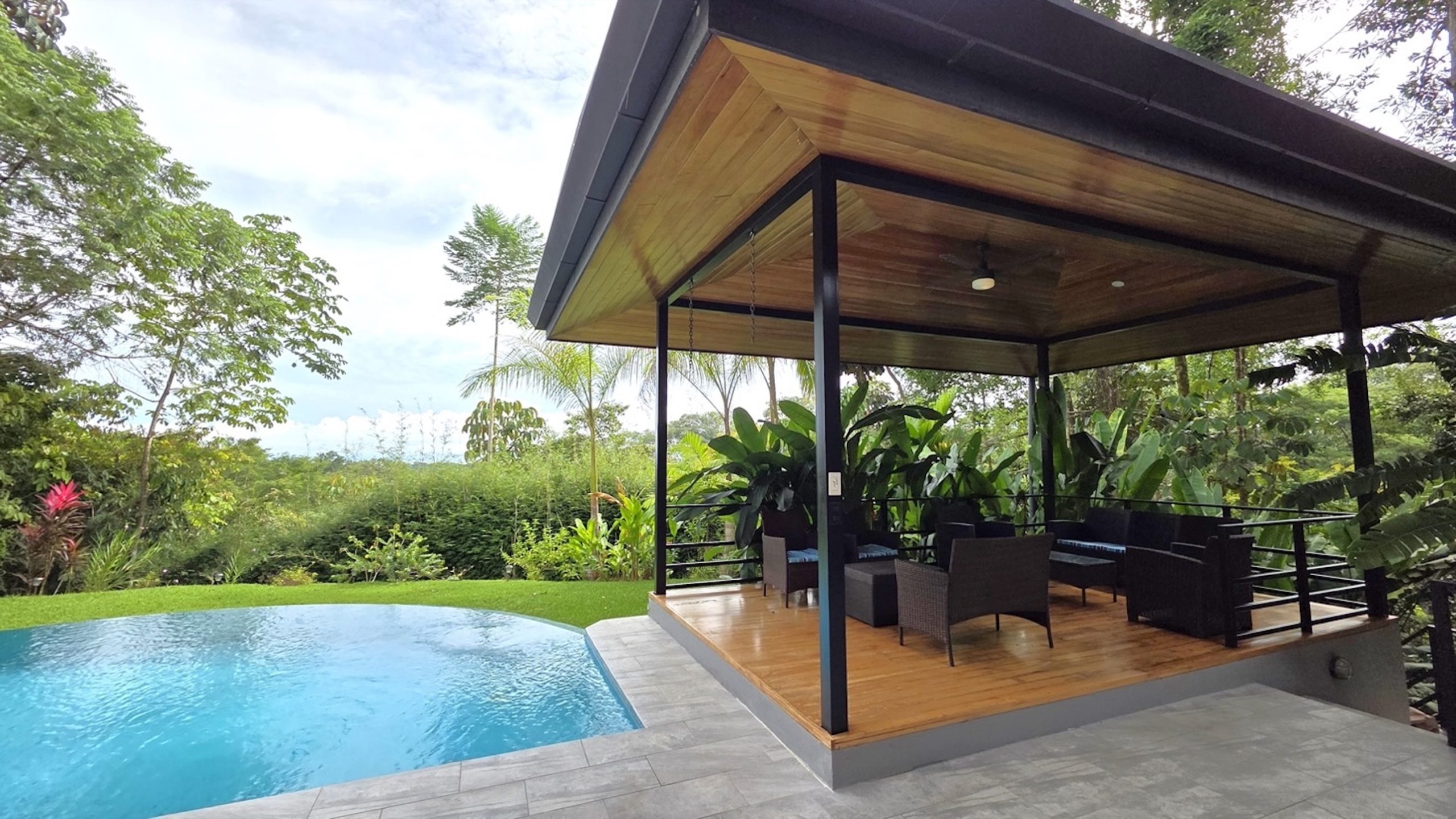 5526 – Affordable Resort-Style Ocean View Home_07