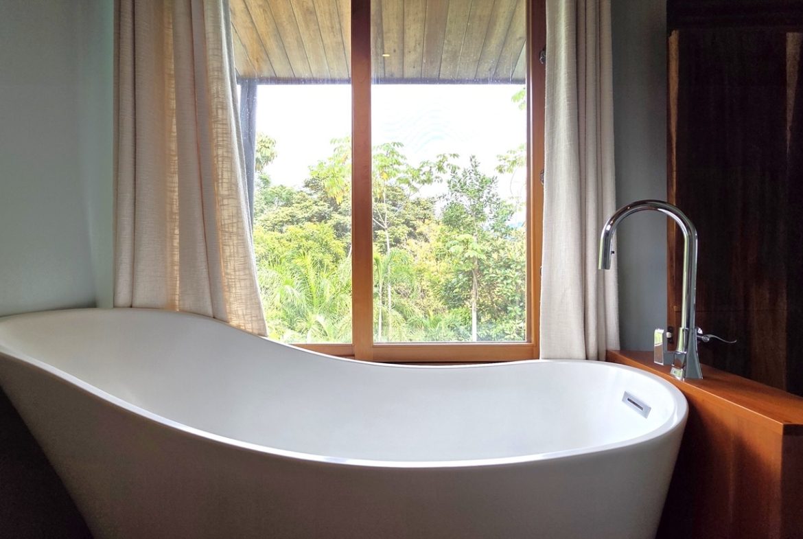 PROPERTY WITH LANDSCAPING VIEWS, IN UVITA JARDINES DEL MORETE – 2.33 ACRES