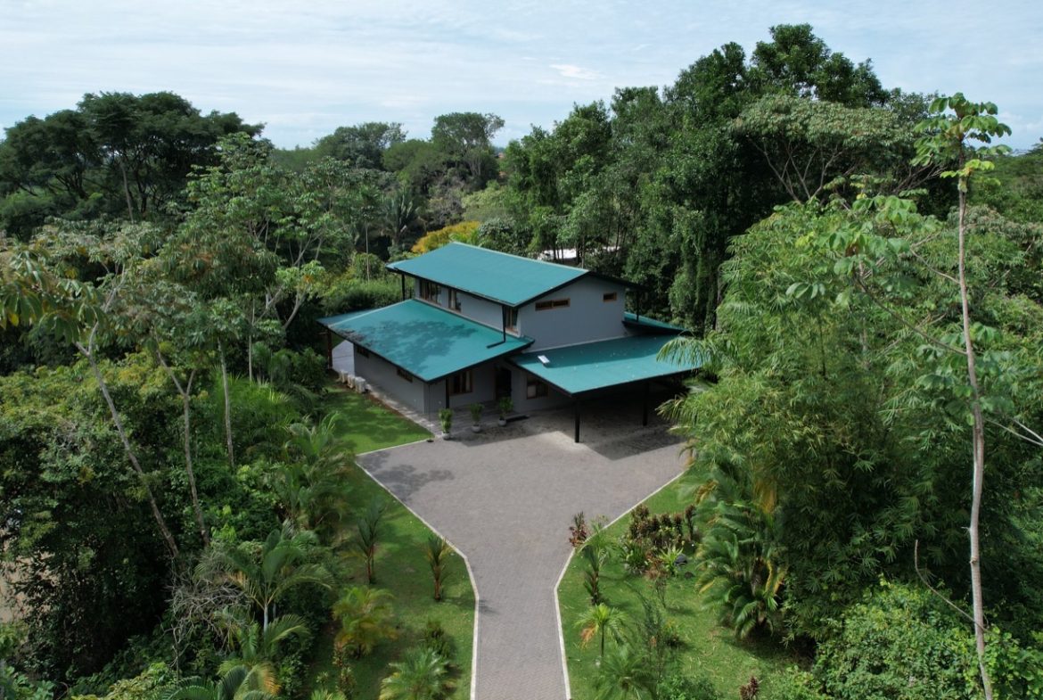 PROPERTY WITH LANDSCAPING VIEWS, IN UVITA JARDINES DEL MORETE – 2.33 ACRES