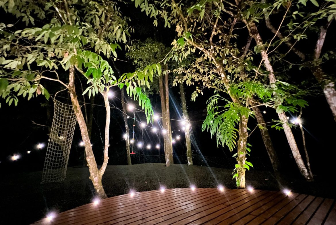 JUNGLE PROPERTY WITH THREE BEDROOMS, IN LOS JARDINES DEL MORETE UVITA – 1.89 ACRES