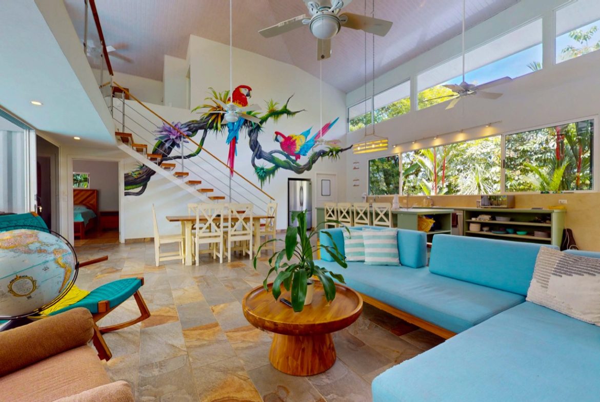 JUNGLE PROPERTY WITH THREE BEDROOMS, IN LOS JARDINES DEL MORETE UVITA – 1.89 ACRES