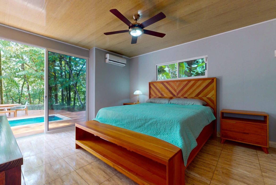 JUNGLE PROPERTY WITH THREE BEDROOMS, IN LOS JARDINES DEL MORETE UVITA – 1.89 ACRES