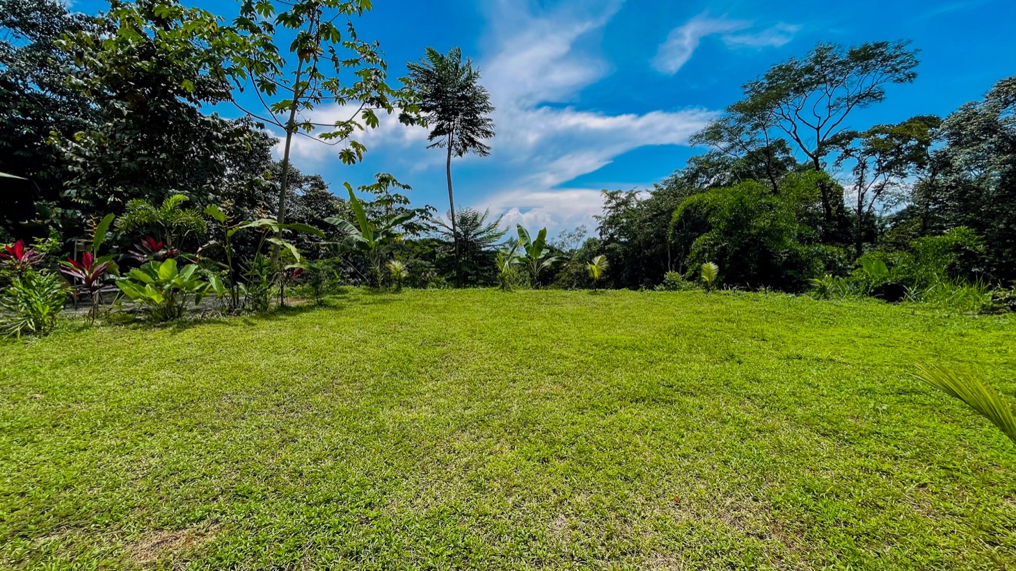 Property For Sale in Ojochal Costa Rica