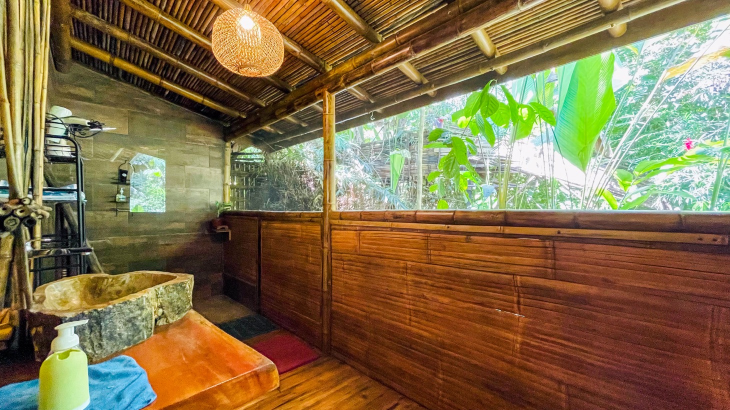 Property For Sale in Ojochal Costa Rica