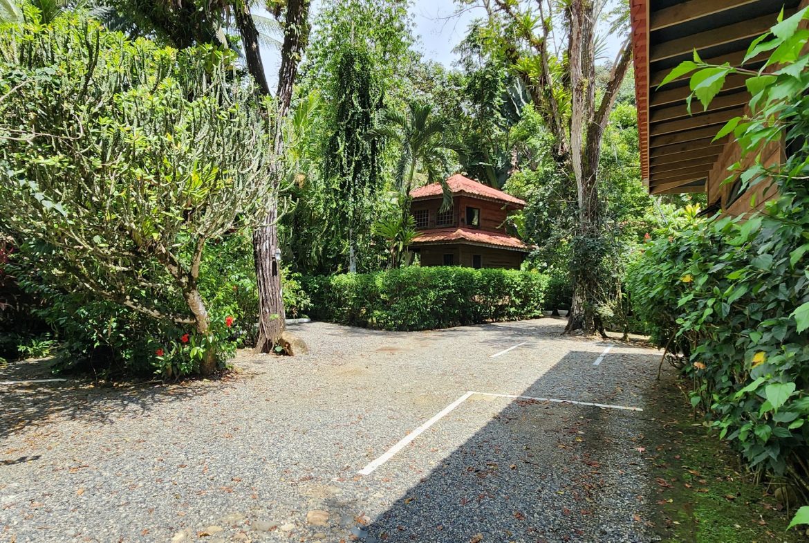 HOTEL PROPERTY WITH TEN BEDROOM AND POOL, IN OJOCHAL – 0.44 ACRES