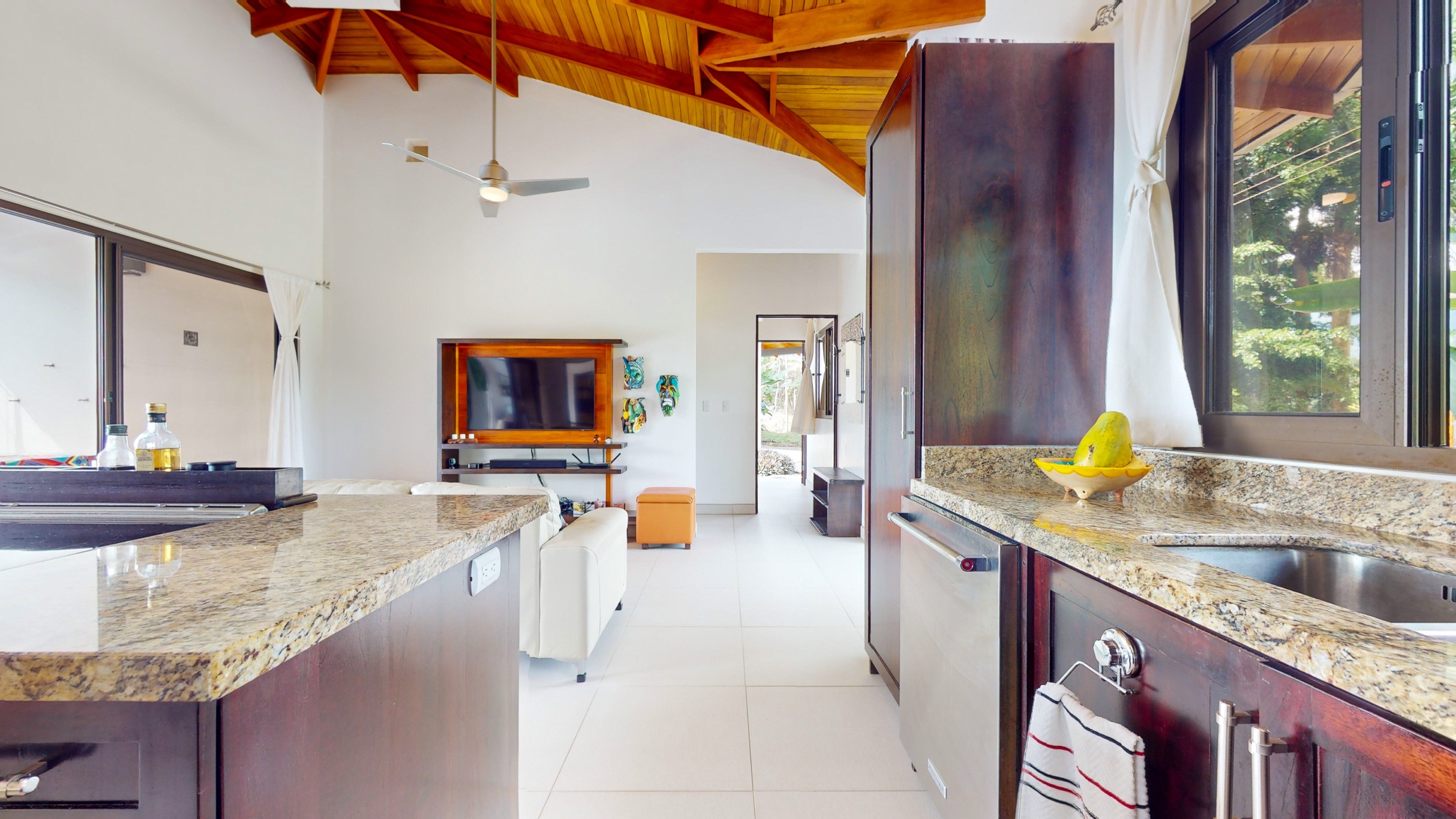 8160 House Chontales David Sherwood 19