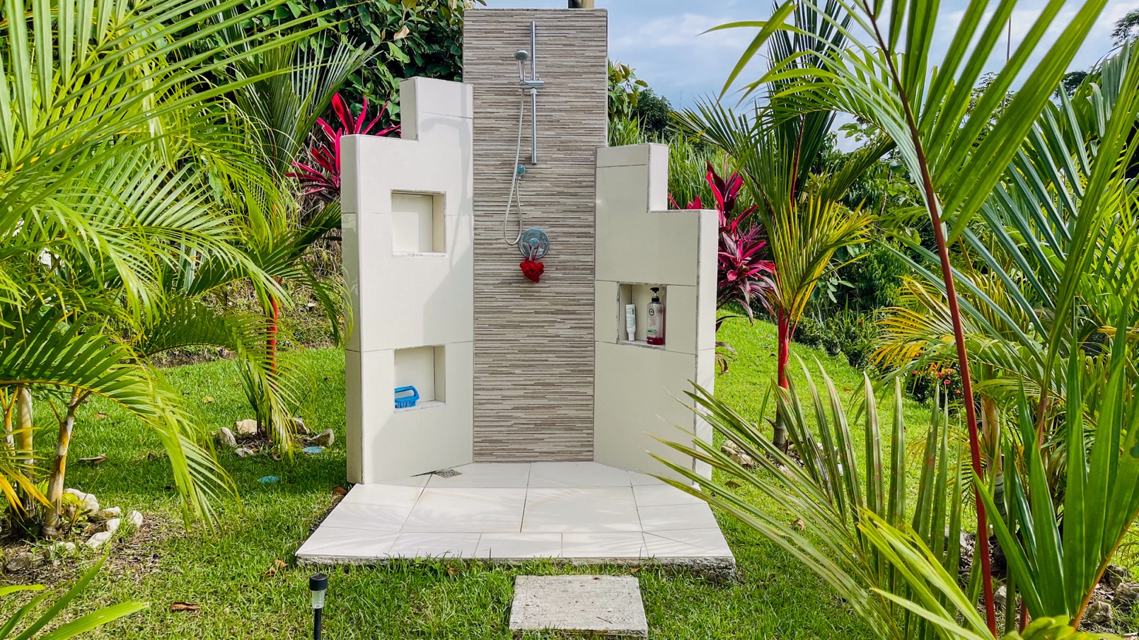 8160 House Chontales David Sherwood 52