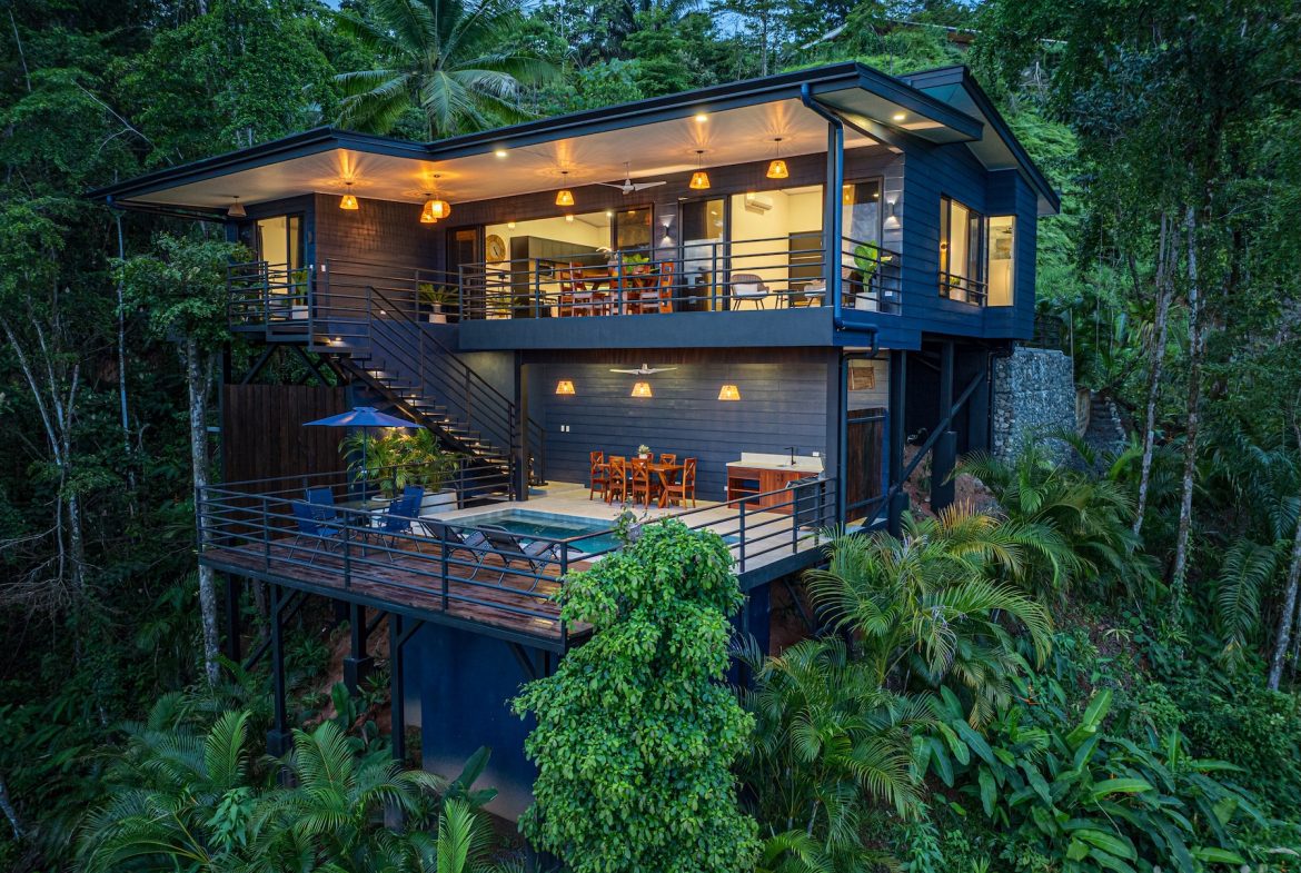 TWO FLOOR PROPERTY WITH VALLEY AND OCEAN VIEWS, IN UVITA – 0.75 ACRES, Uvita, Costa Rica — photo 3