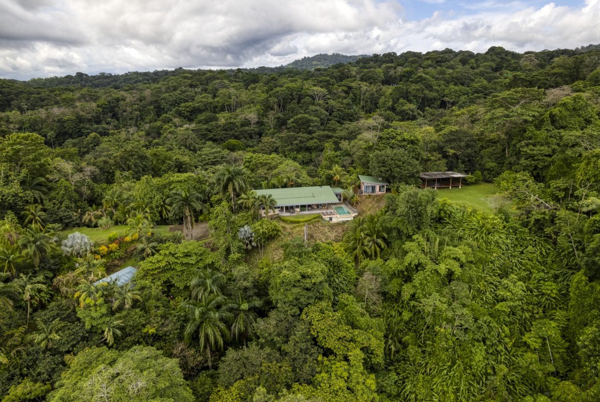 PROPERTY WITH PANORAMIC VIEWS OF THE OCEAN, IN PAVONES – 4.06 ACRES, Uvita, Costa Rica — photo 2