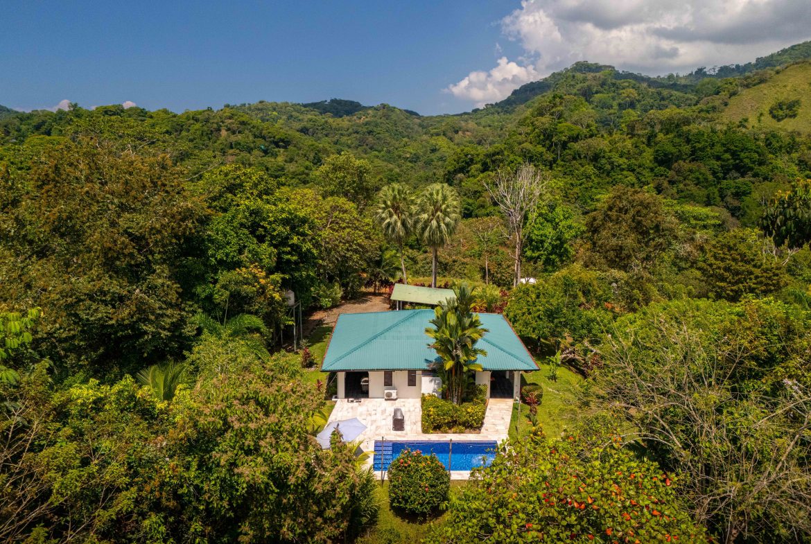 CASA TUCAN PROPERTY IN THE MIDDLE OF THE NATURE, IN TRES RIOS – 1.18 ACRES, Uvita, Costa Rica — photo 2