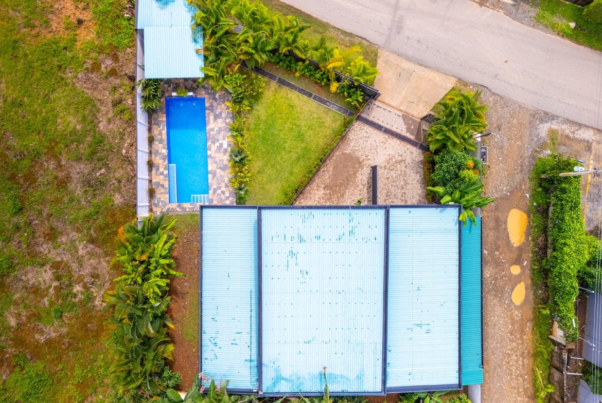 PROPERTY WITH  PUBLIC ROAD IN FRONT AND THREE BEDROOM, IN BAHIA BALLENA – 0.19 ACRES, Uvita, Costa Rica — photo 2