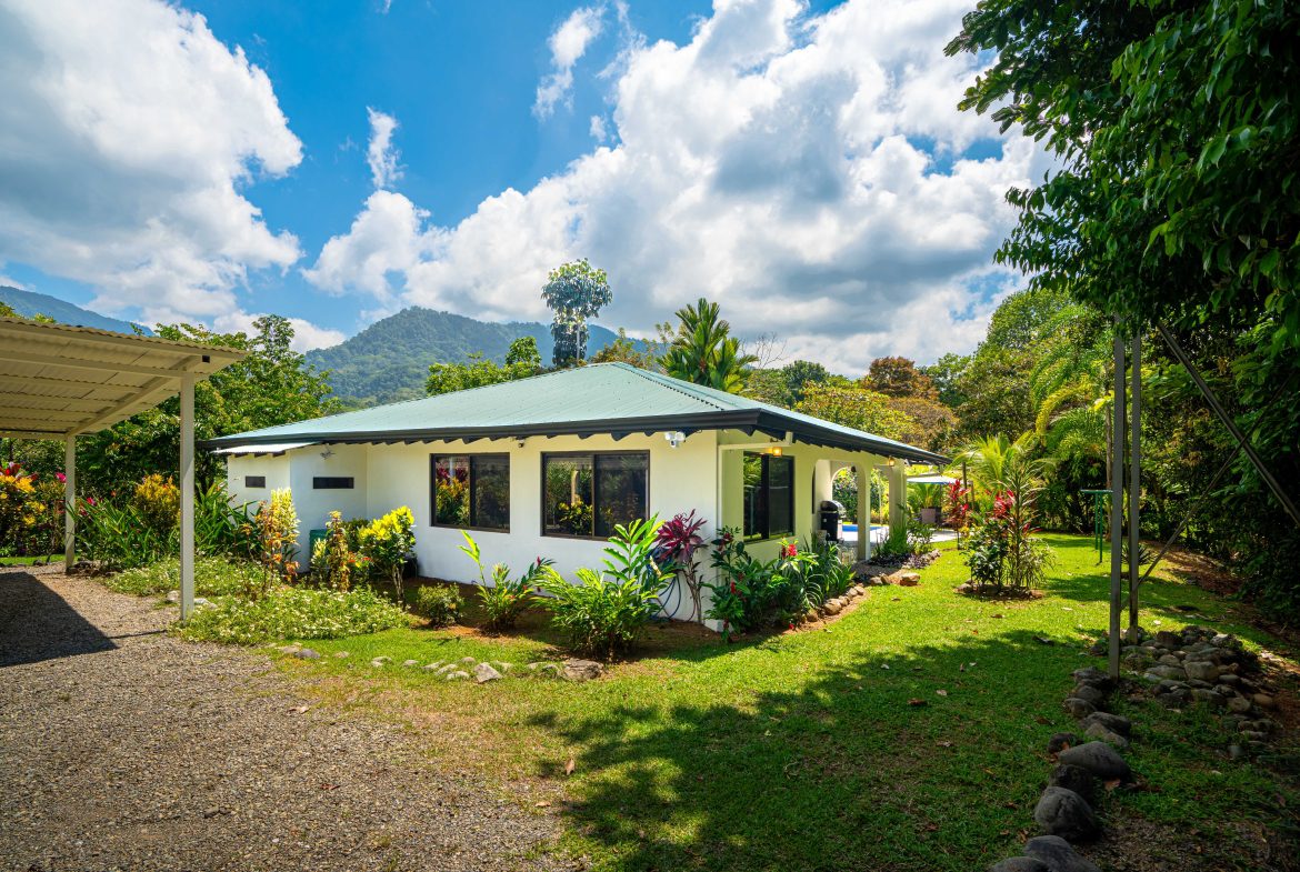 CASA TUCAN PROPERTY IN THE MIDDLE OF THE NATURE, IN TRES RIOS – 1.18 ACRES, Uvita, Costa Rica — photo 4