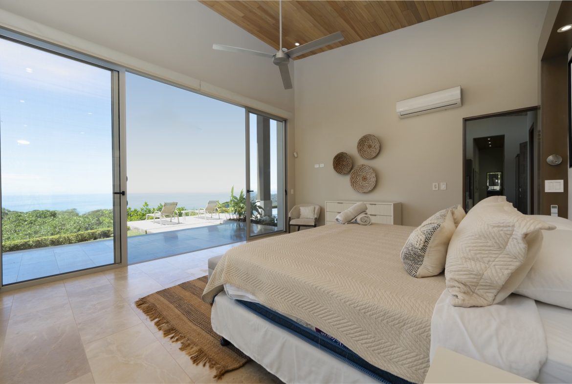 LUXURY OCEAN VIEW HOME IN ESCALERAS NEAR DOMINICAL – 1.58 ACRES