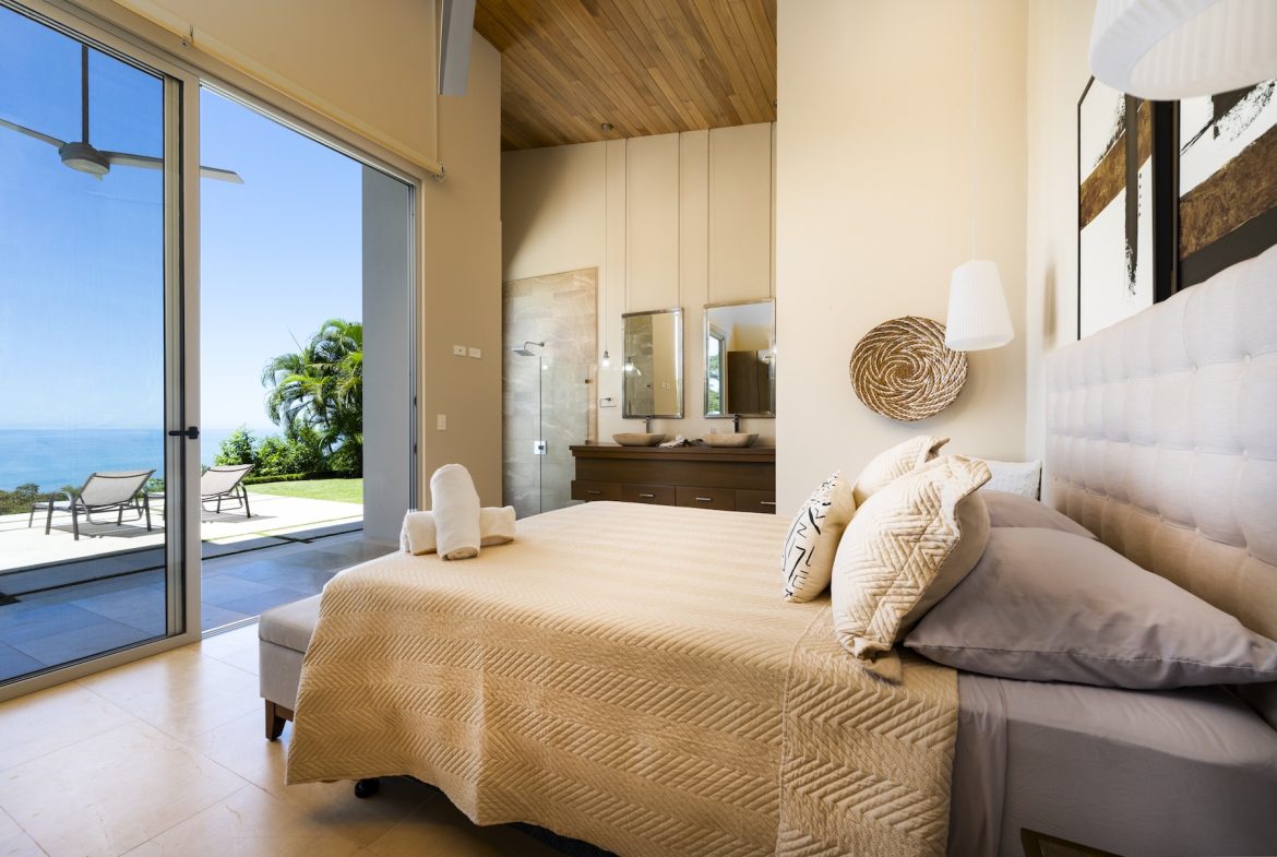 LUXURY OCEAN VIEW HOME IN ESCALERAS NEAR DOMINICAL – 1.58 ACRES