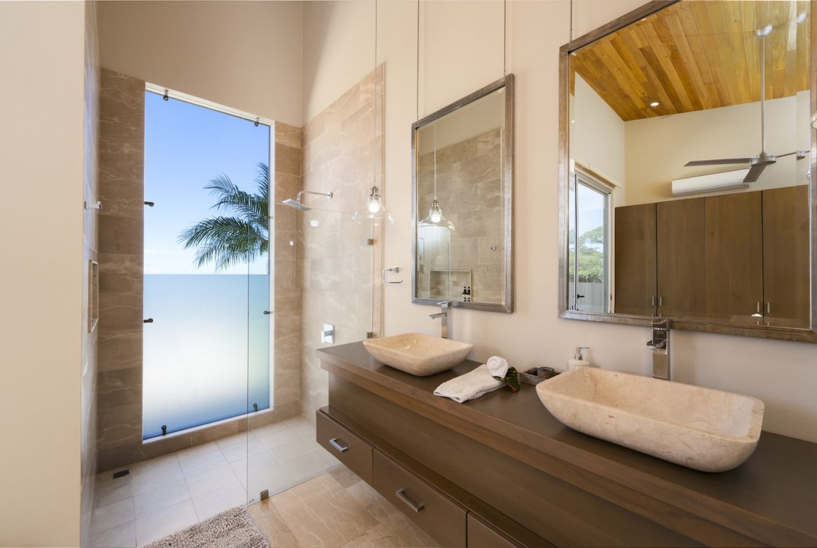 LUXURY OCEAN VIEW HOME IN ESCALERAS NEAR DOMINICAL – 1.58 ACRES