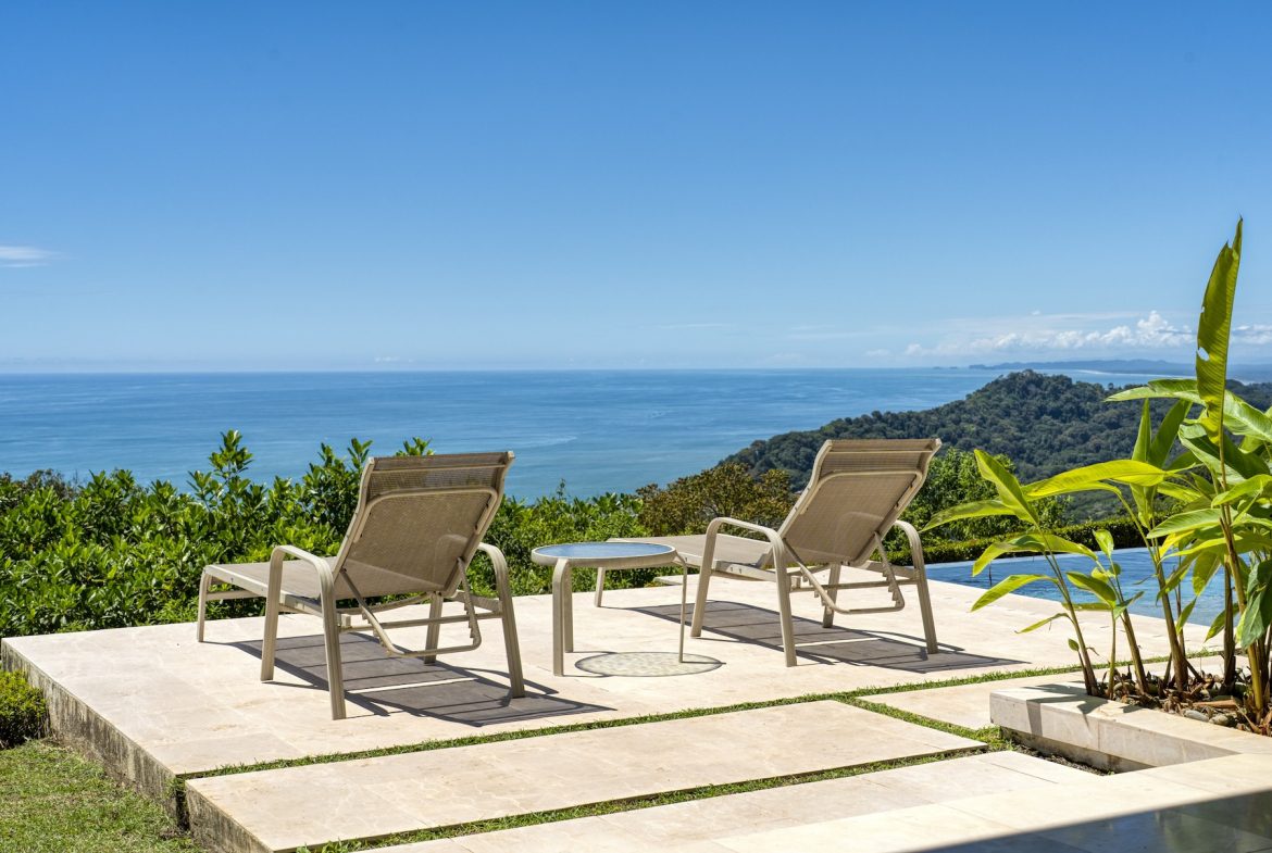 LUXURY OCEAN VIEW HOME IN ESCALERAS NEAR DOMINICAL – 1.58 ACRES