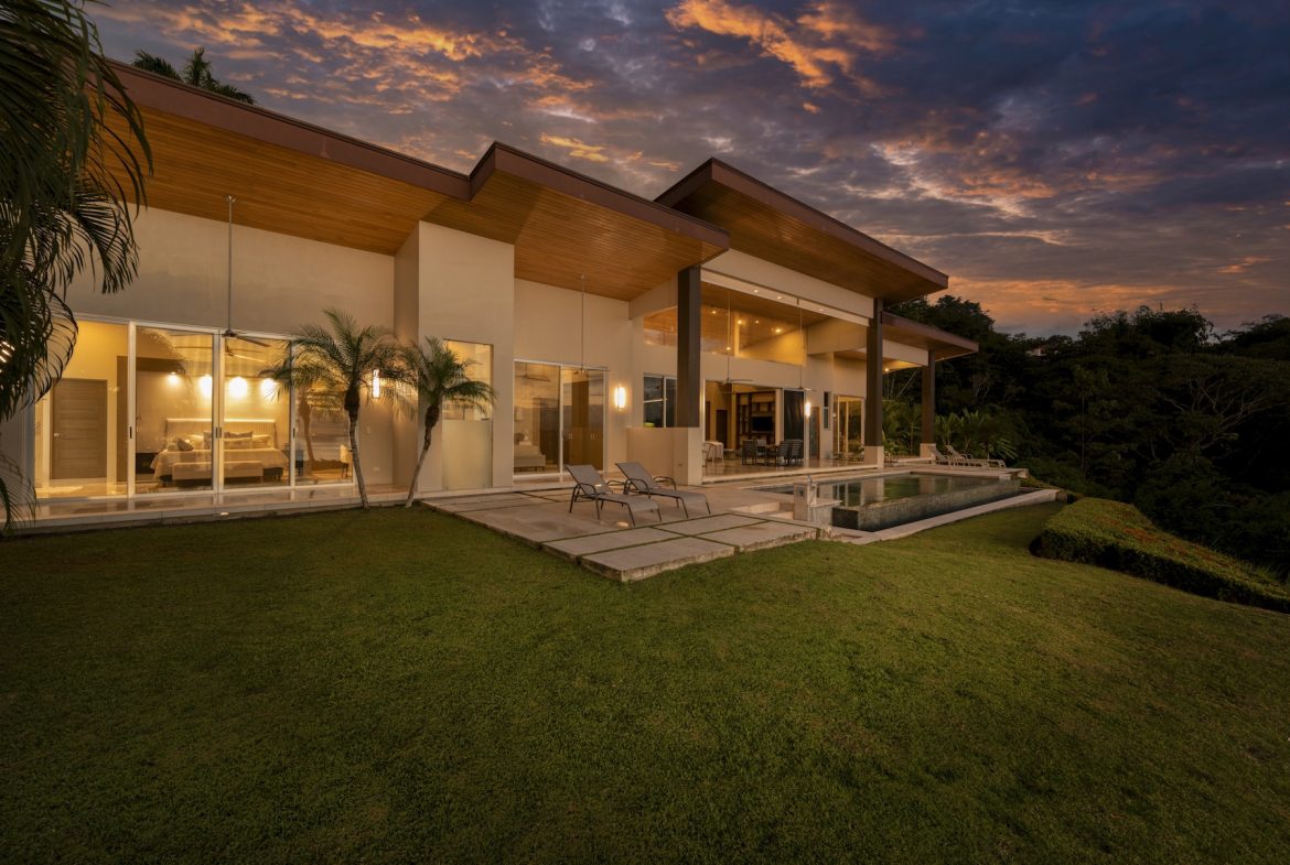 LUXURY OCEAN VIEW HOME IN ESCALERAS NEAR DOMINICAL – 1.58 ACRES, Uvita, Costa Rica — photo 5