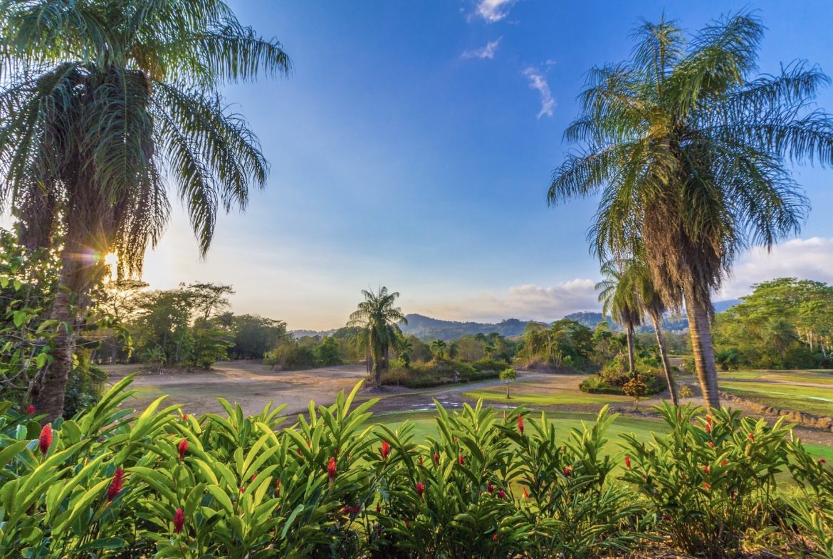 PROPERTY WITH TWO BEDROOM NEAR TO THE GOLF, IN SAN BUENAS – 30 ACRES