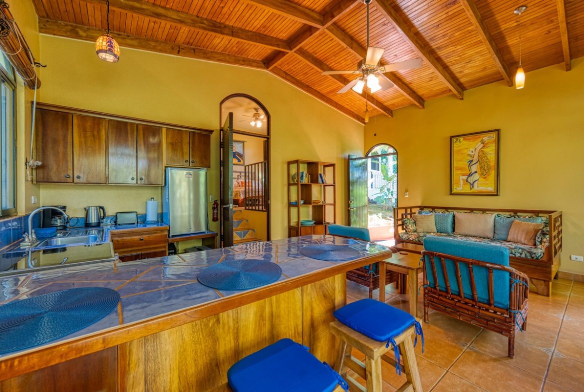HOTEL PROPERTY WITH EIGHT BEDROOMS IN THE MOUNTAINS, IN TRES RIOS – 5.03 ACRES