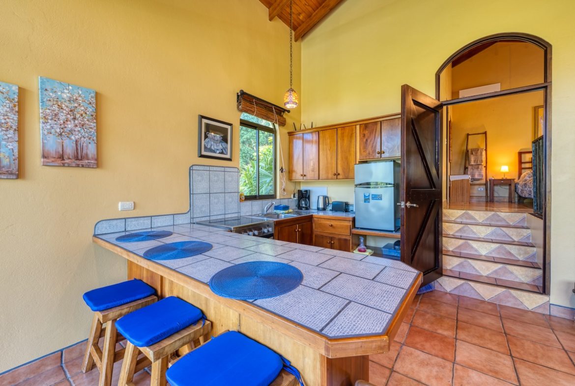 HOTEL PROPERTY WITH EIGHT BEDROOMS IN THE MOUNTAINS, IN TRES RIOS – 5.03 ACRES