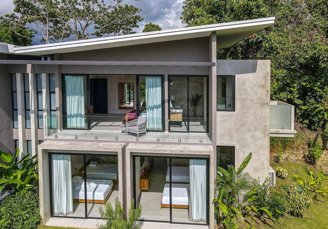 LUXURY PROPERTY WITH MOUNTAINS VIEWS, IN QUEPOS – 1.32 ACRES, Uvita, Costa Rica — photo 3