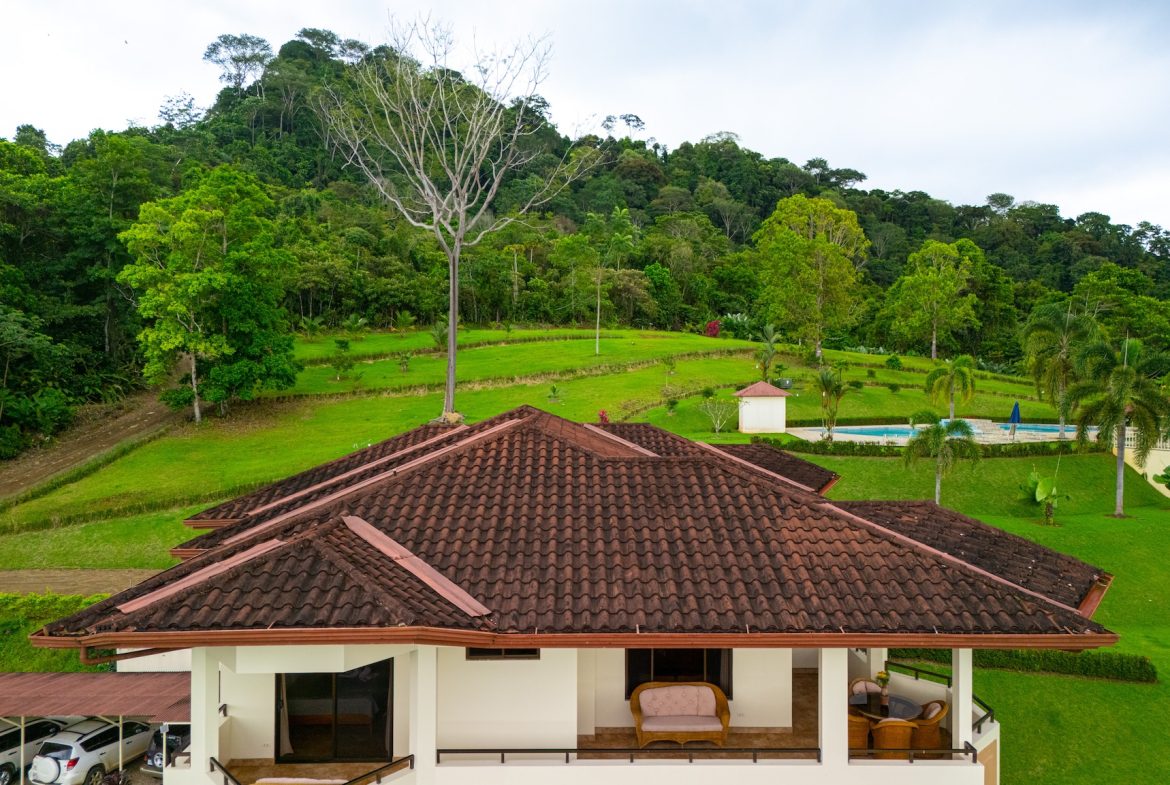 PROPERTY WITH TWO BEDROOM NEAR TO THE GOLF, IN SAN BUENAS – 30 ACRES, Uvita, Costa Rica — photo 2