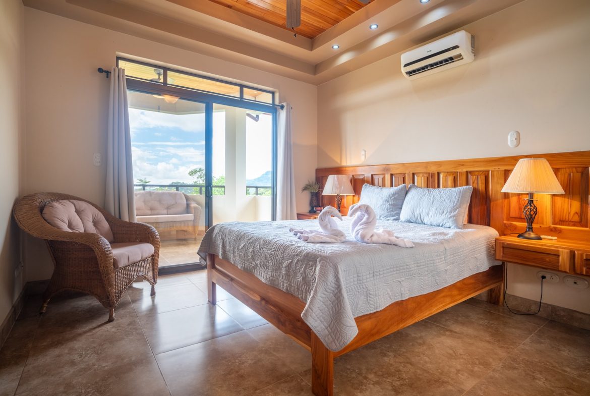 PROPERTY WITH TWO BEDROOM NEAR TO THE GOLF, IN SAN BUENAS – 30 ACRES