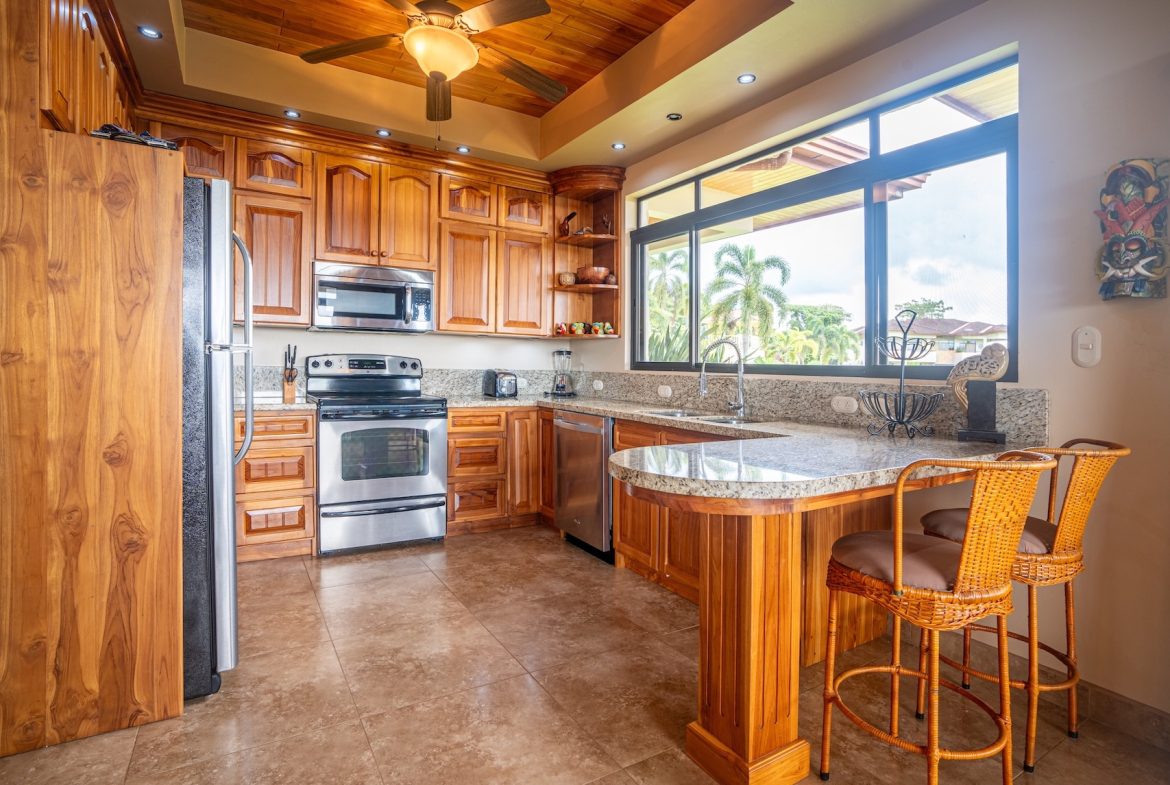 PROPERTY WITH TWO BEDROOM NEAR TO THE GOLF, IN SAN BUENAS – 30 ACRES, Uvita, Costa Rica — photo 6